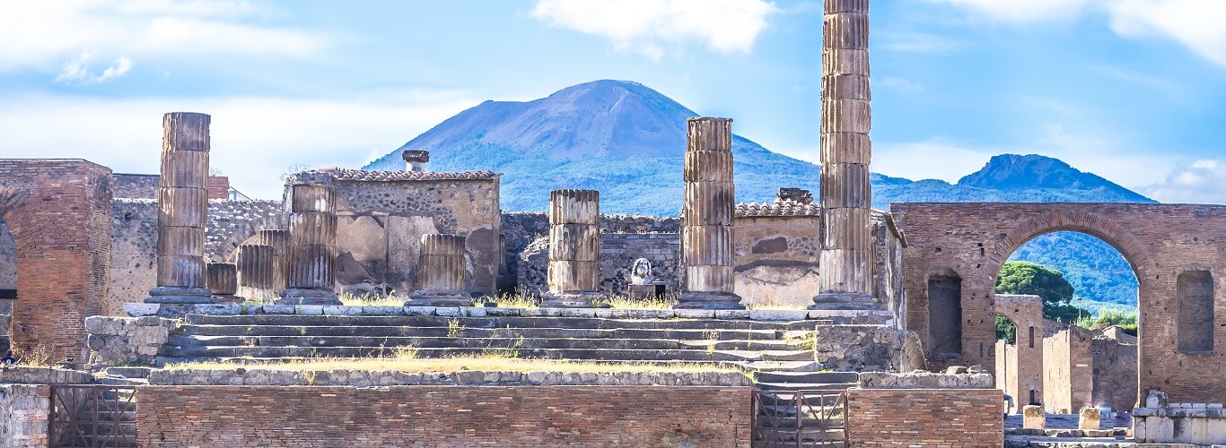 Pompeii Ruins and Mt Vesuvius